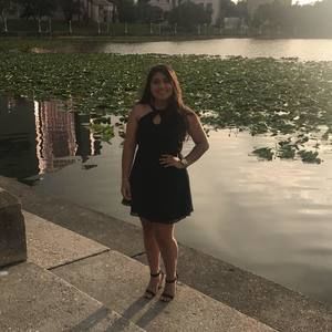 Meet your Posher, Jennifer